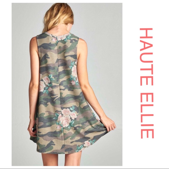 🌼Sale🌼 Lace Up Pocket Floral Camo Print Dress - Picture 5 of 7