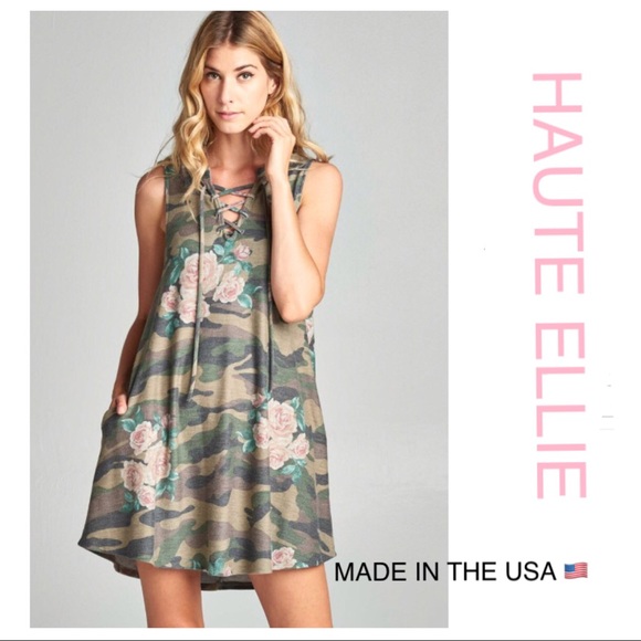 🌼Sale🌼 Lace Up Pocket Floral Camo Print Dress - Picture 2 of 7