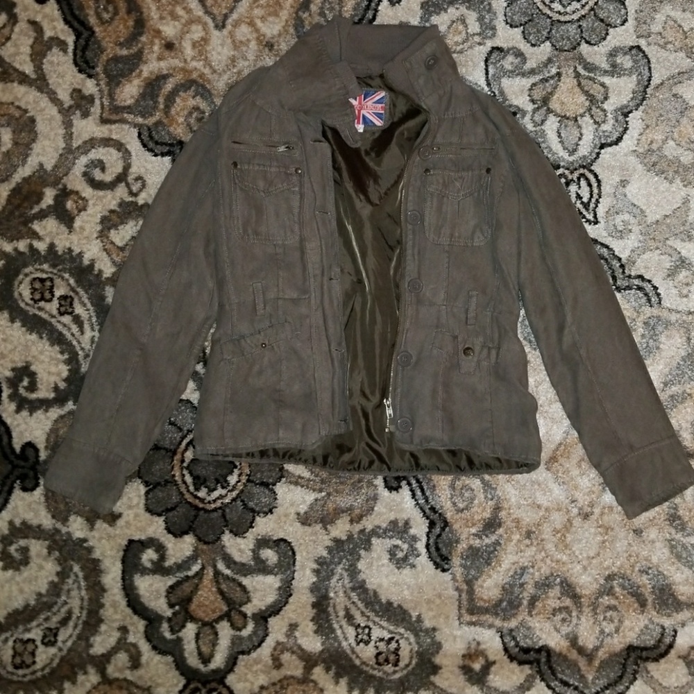 Gray/olive light jacket