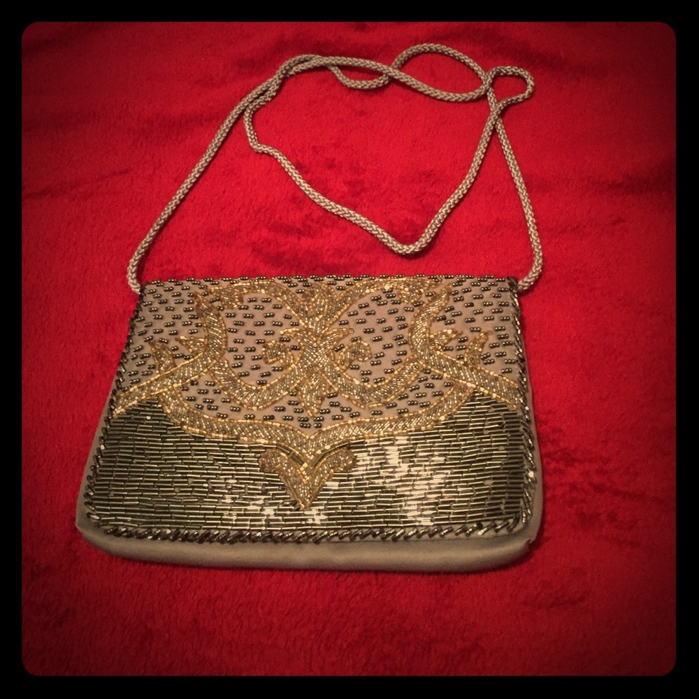🌾Embroidered purse🌾 Sale!!