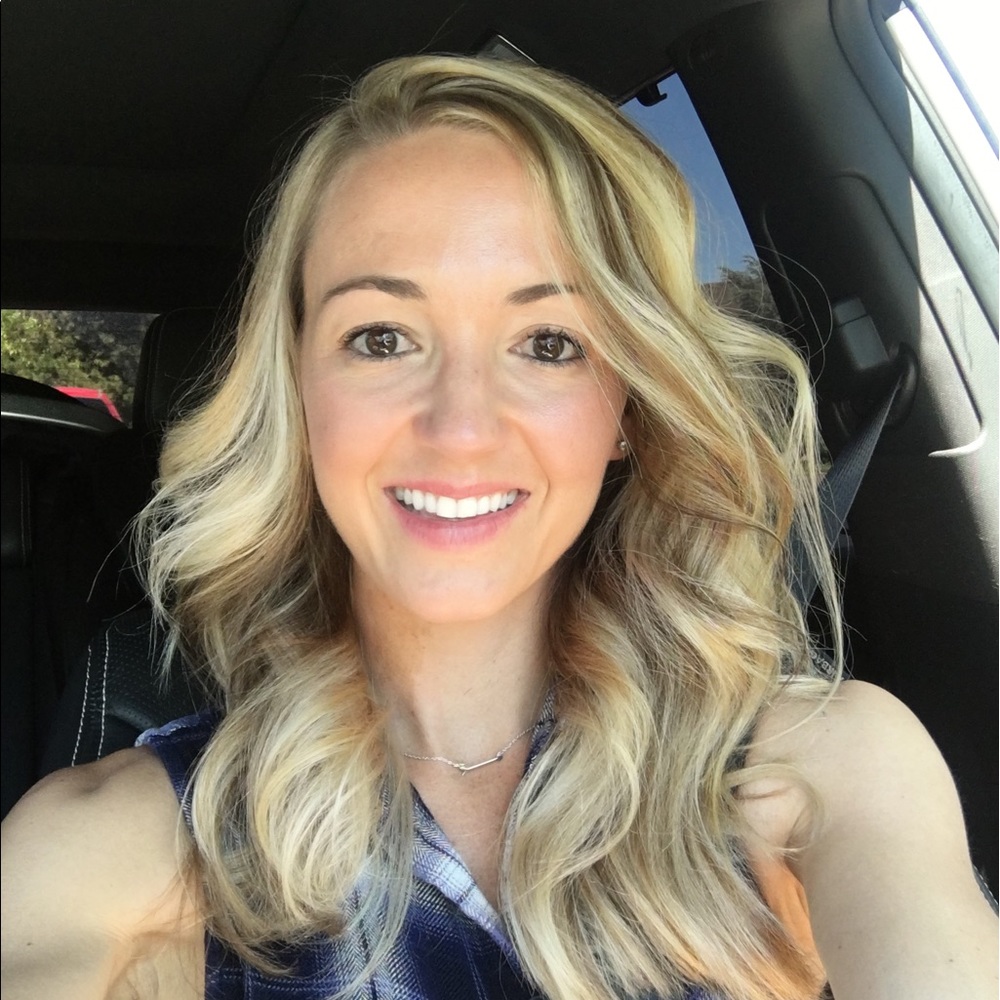 Meet your Posher, Kacey