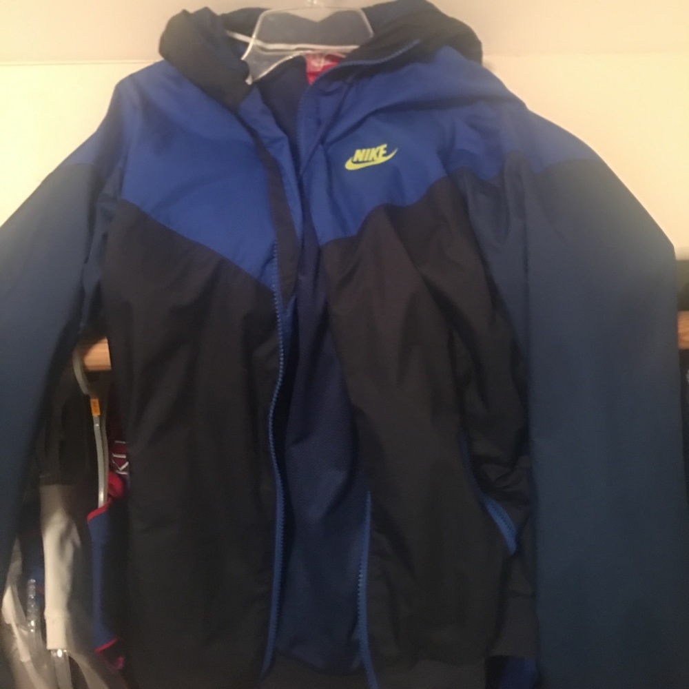 Nike windbreaker
