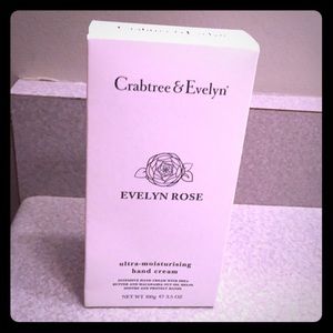 Crabtree and Evelyn Evelyn Rose ultra-moisturizing