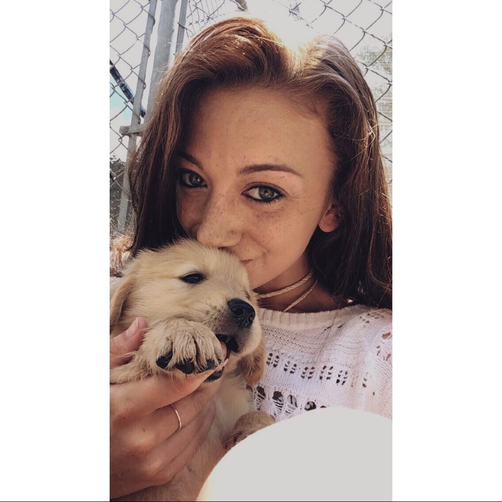 Meet your Posher, Abby