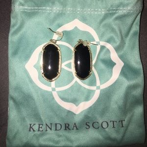 Worn once black Elle Kendra Scott earrings!