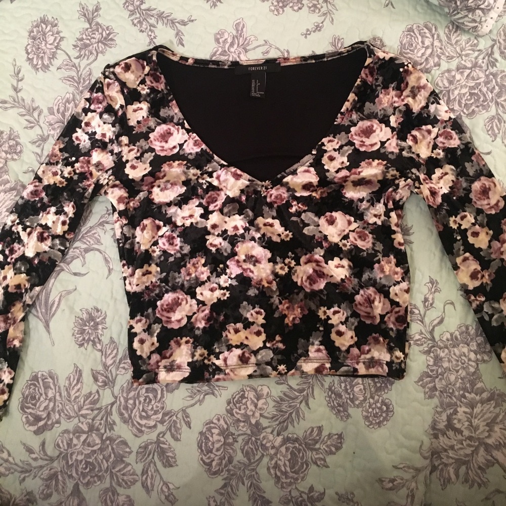 Velvety floral crop top
