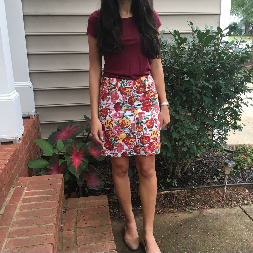 Ann Taylor Loft floral skirt