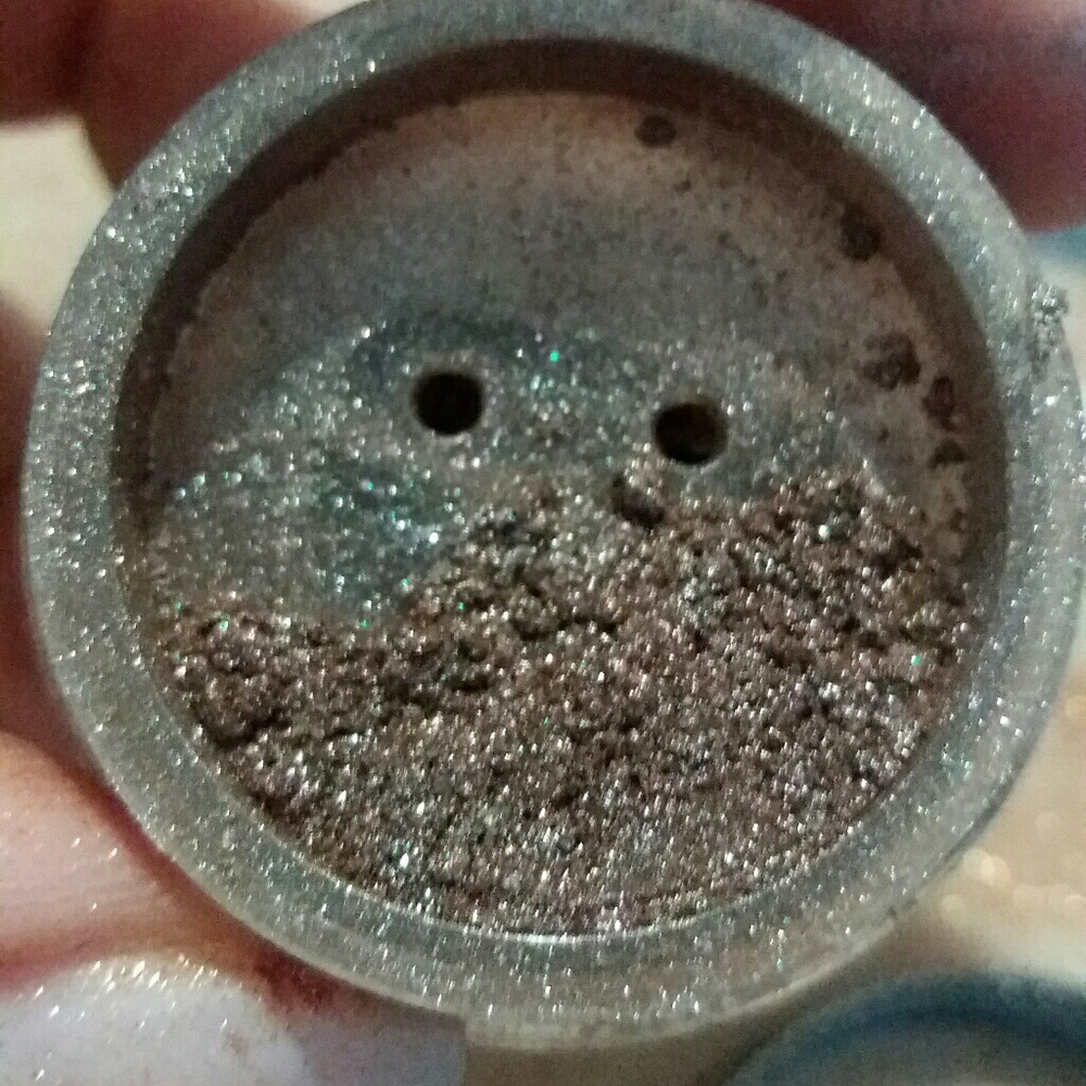 Mica shimmer pouder aka loose eyeshadow