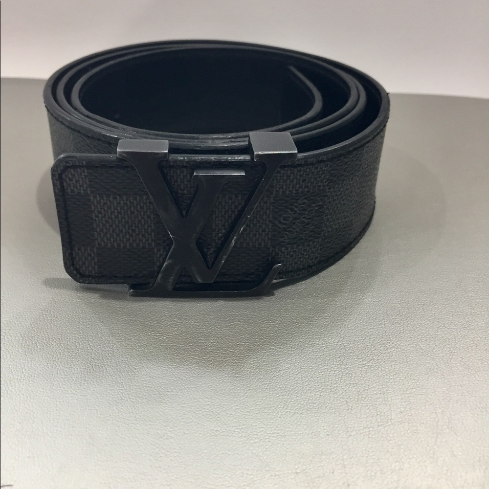 Authentic* Louis Vuitton Damier Graphite Belt