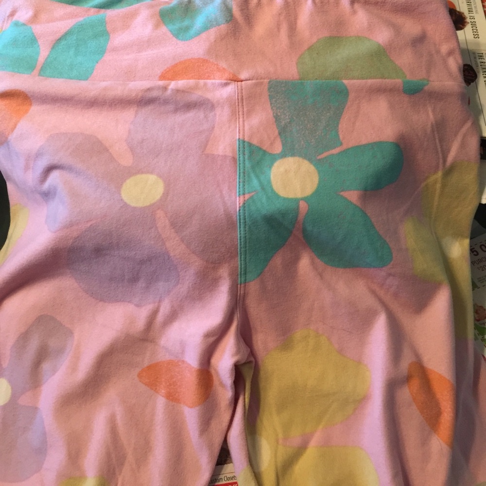 Lularoe leggings unicorn big flower 🌺 print
