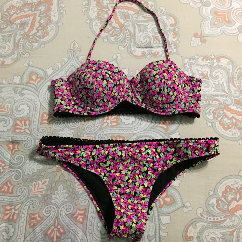 Sexy two piece bikini