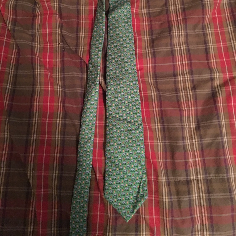 Vineyard Vines tie