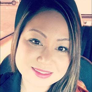 Meet your Posher, Yolanda