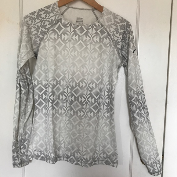 Nike Tops - Nike Pro Long Sleeve Top