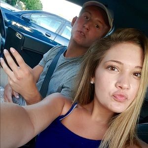 Meet your Posher, Malinda