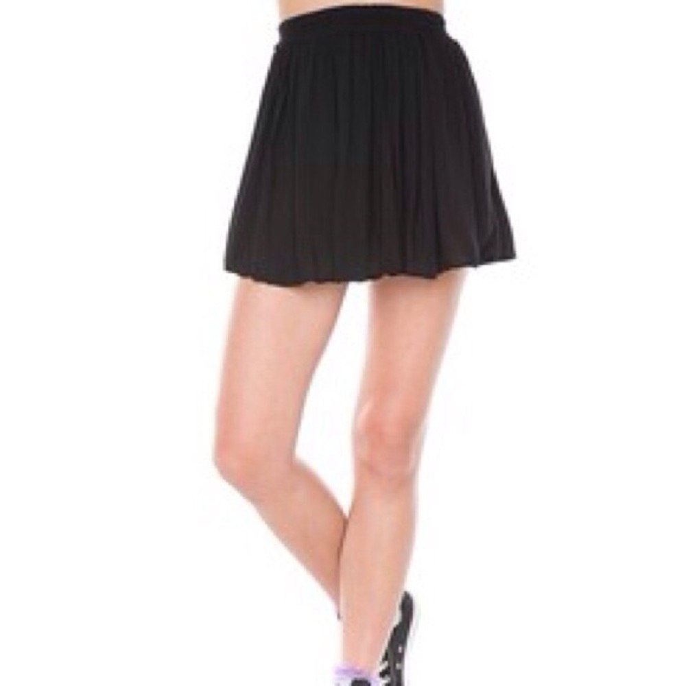 Cute black Brandy Melville skirt