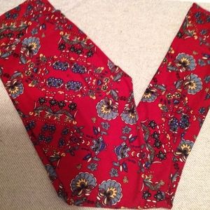 LuLaRoe One Size Leggings - red flowers