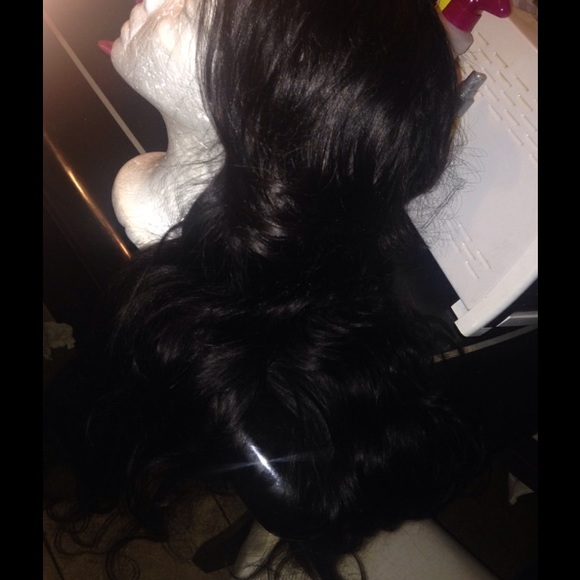 24 inch layered closure wig main image 6