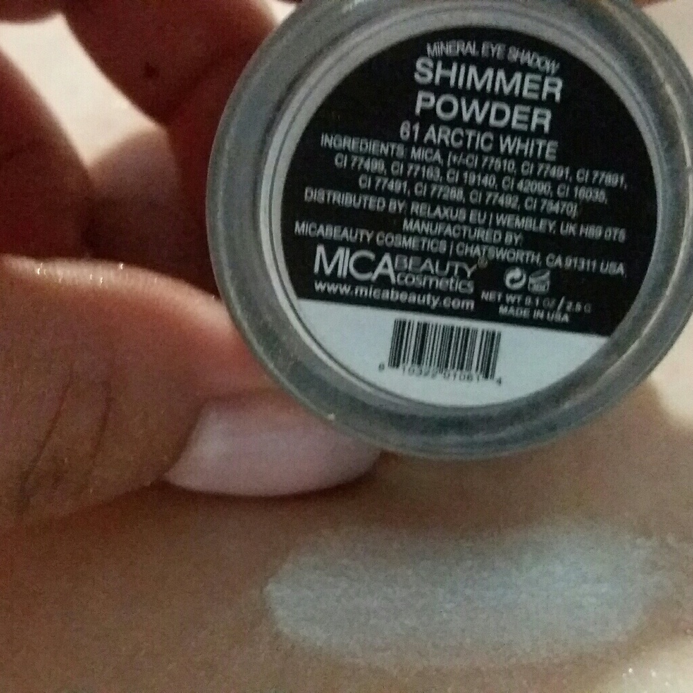 Mica eyeshadow