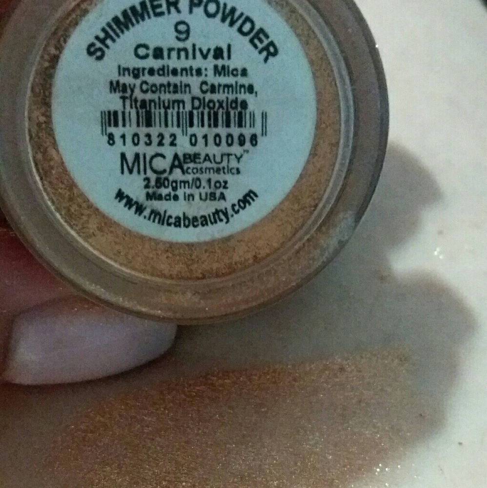 Mica eyeshadow