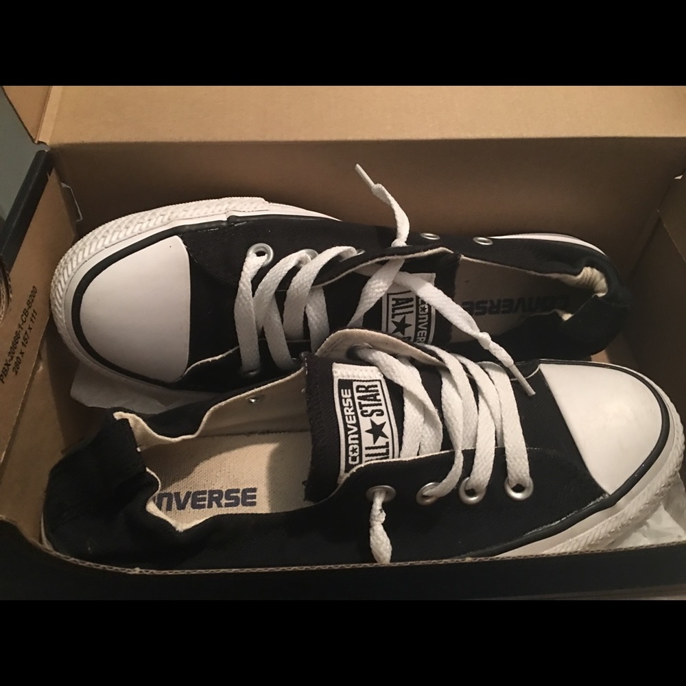 Woman's converse
