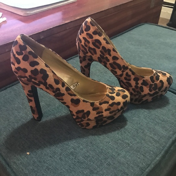 Cheetah pumps - Picture 1 of 2