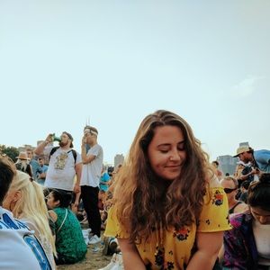 Meet your Posher, Nicole