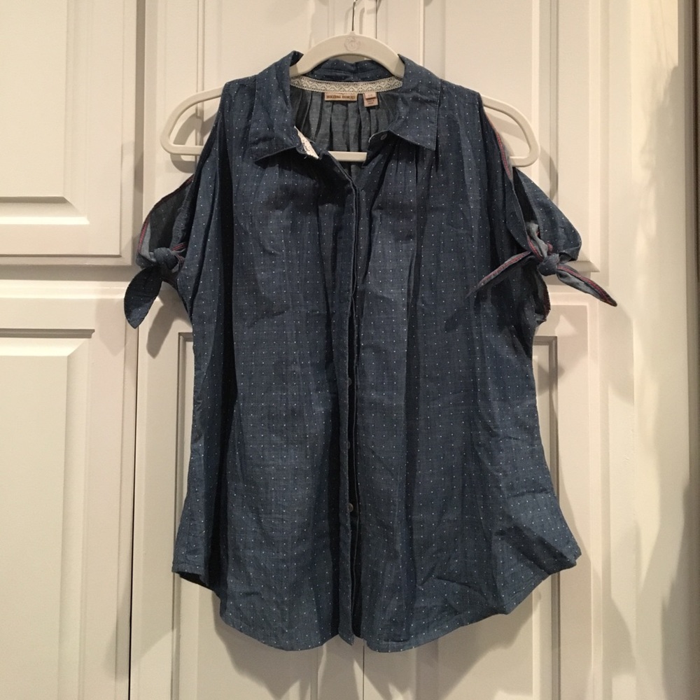 Holding Horses x Anthropologie cold shoulder shirt
