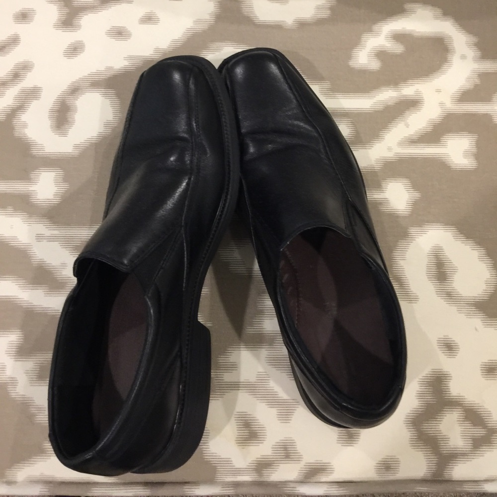 Bostonian dress shoes