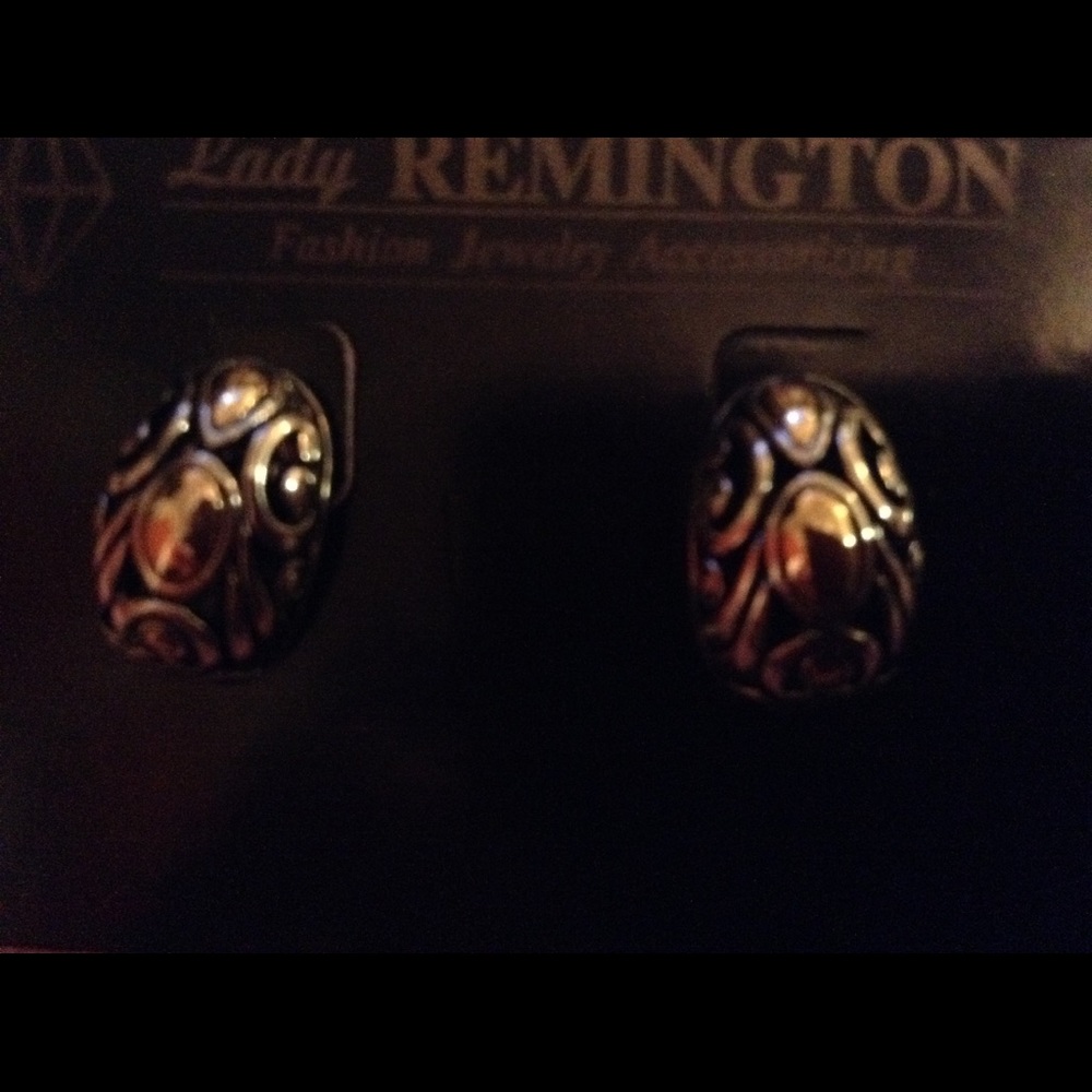 Lady Remington Earrings
