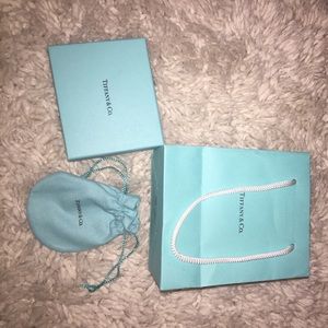 Tiffany dust bag , box and shopping bag