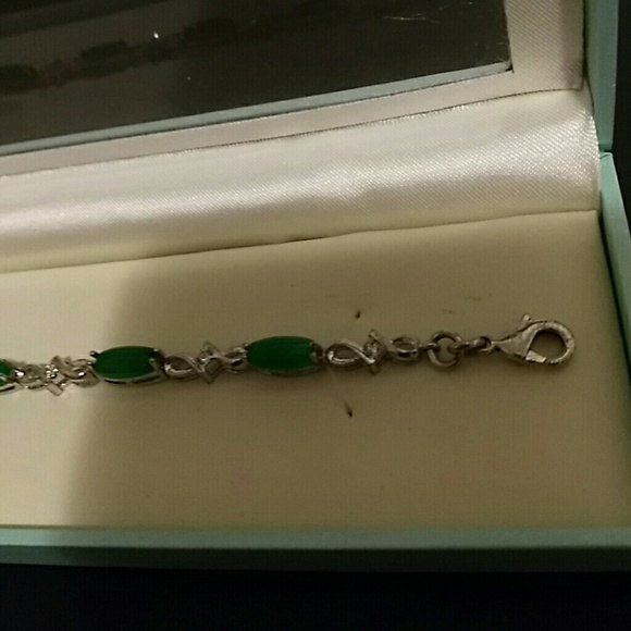 Toscow Australia jade bracelet - Picture 3 of 4