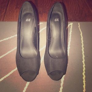 Trendy thick heel black suede shoes