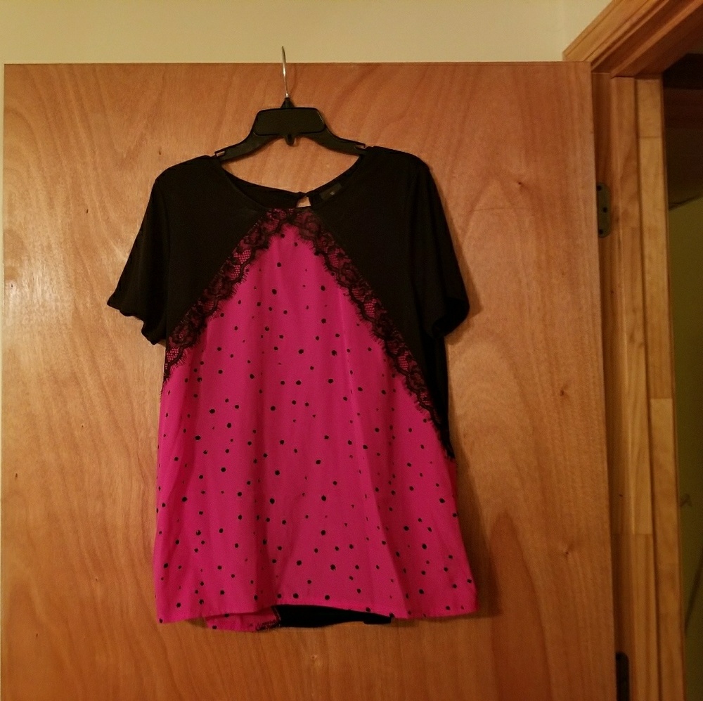 Worthington blouse, pink and black polka dots