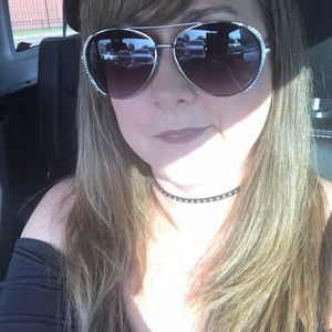 Meet your Posher, Cathy