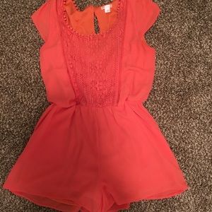 Coral Romper! 🔆Perfect for Summer Time 🔆