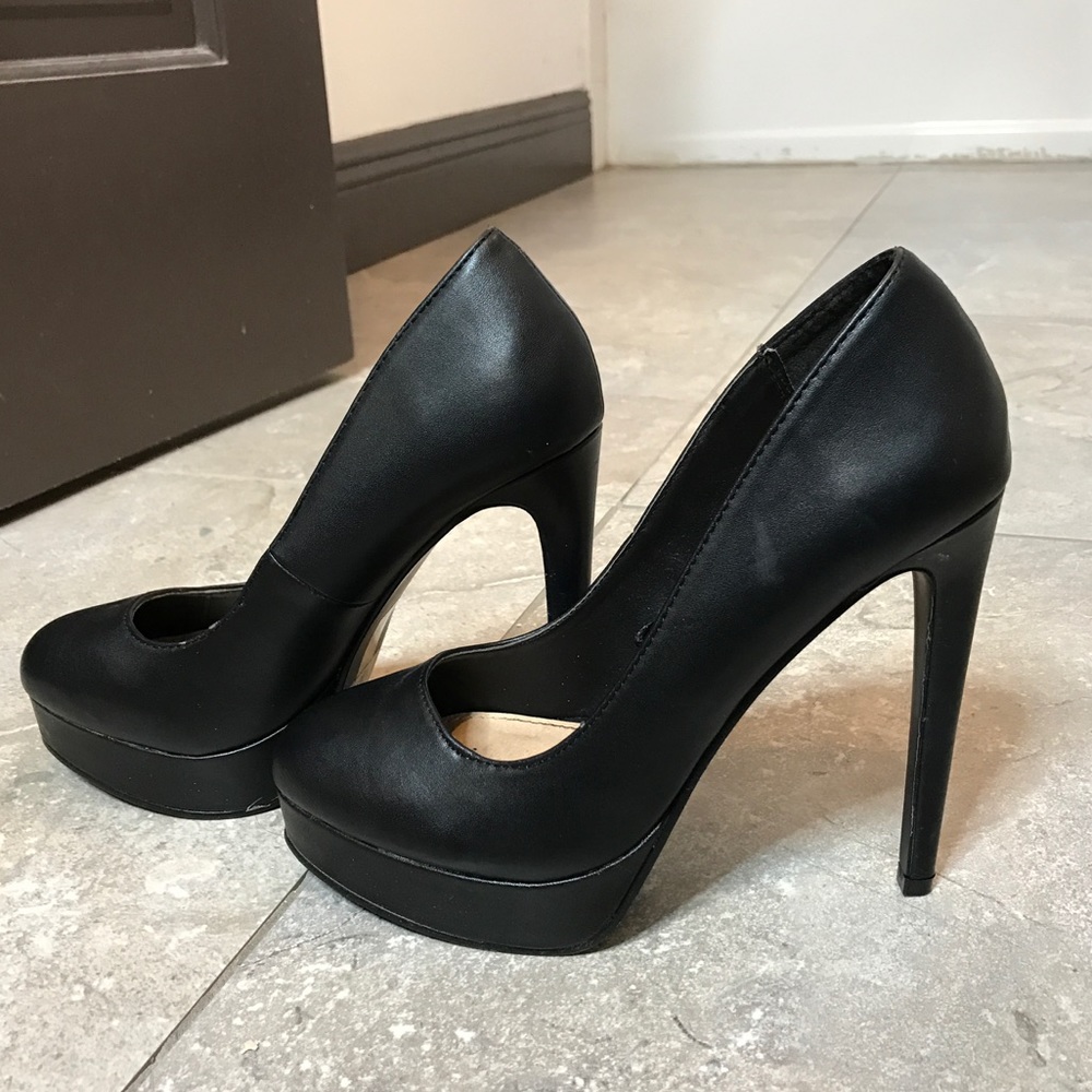 Black Pump Heels