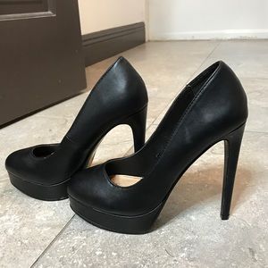 Black Pump Heels