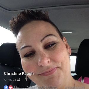 Meet your Posher, Christine