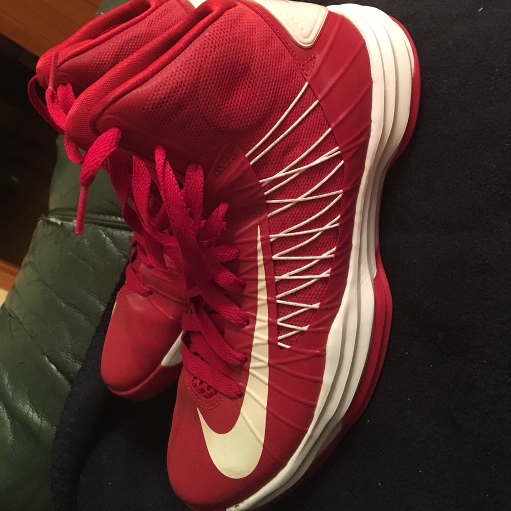 2012  Nike Hyperdunks