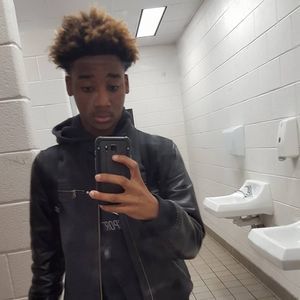 Meet your Posher, Corey