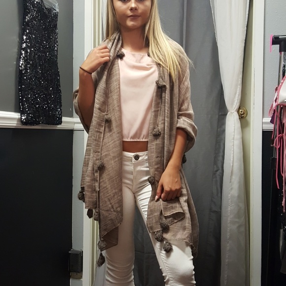 ❤️Blanket scarf 75"x39"❤️Taupe - Picture 4 of 4