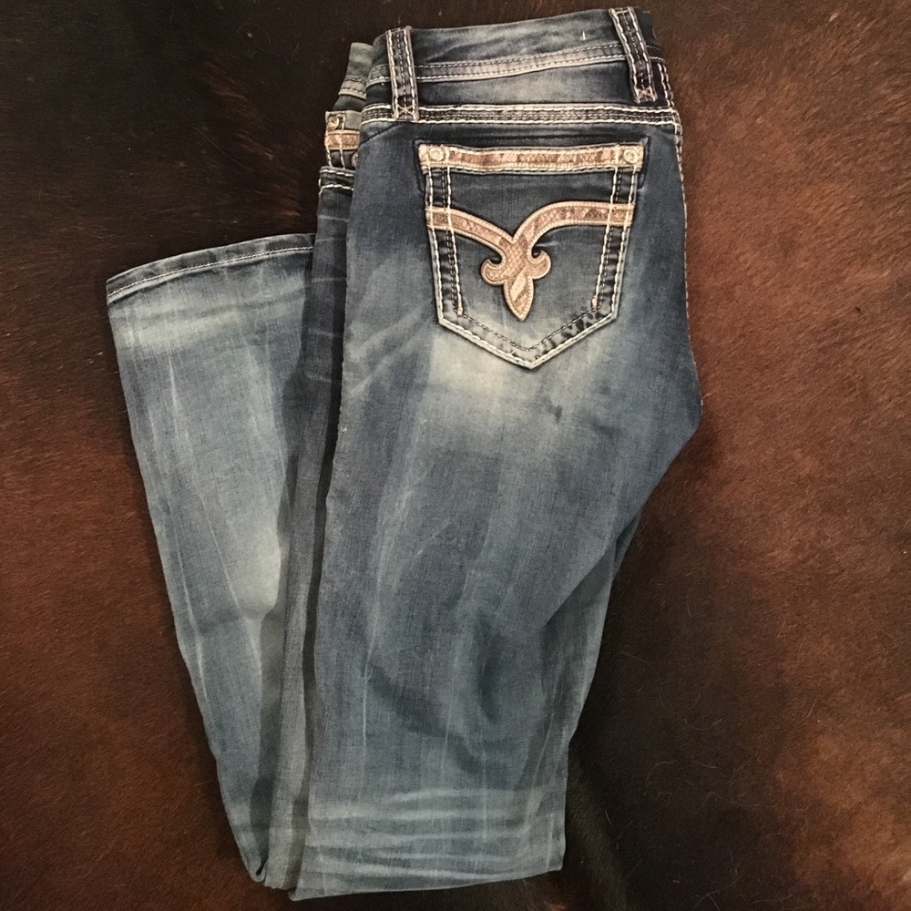 Rock Revival Cuffed Staight "Nancy" Jeans