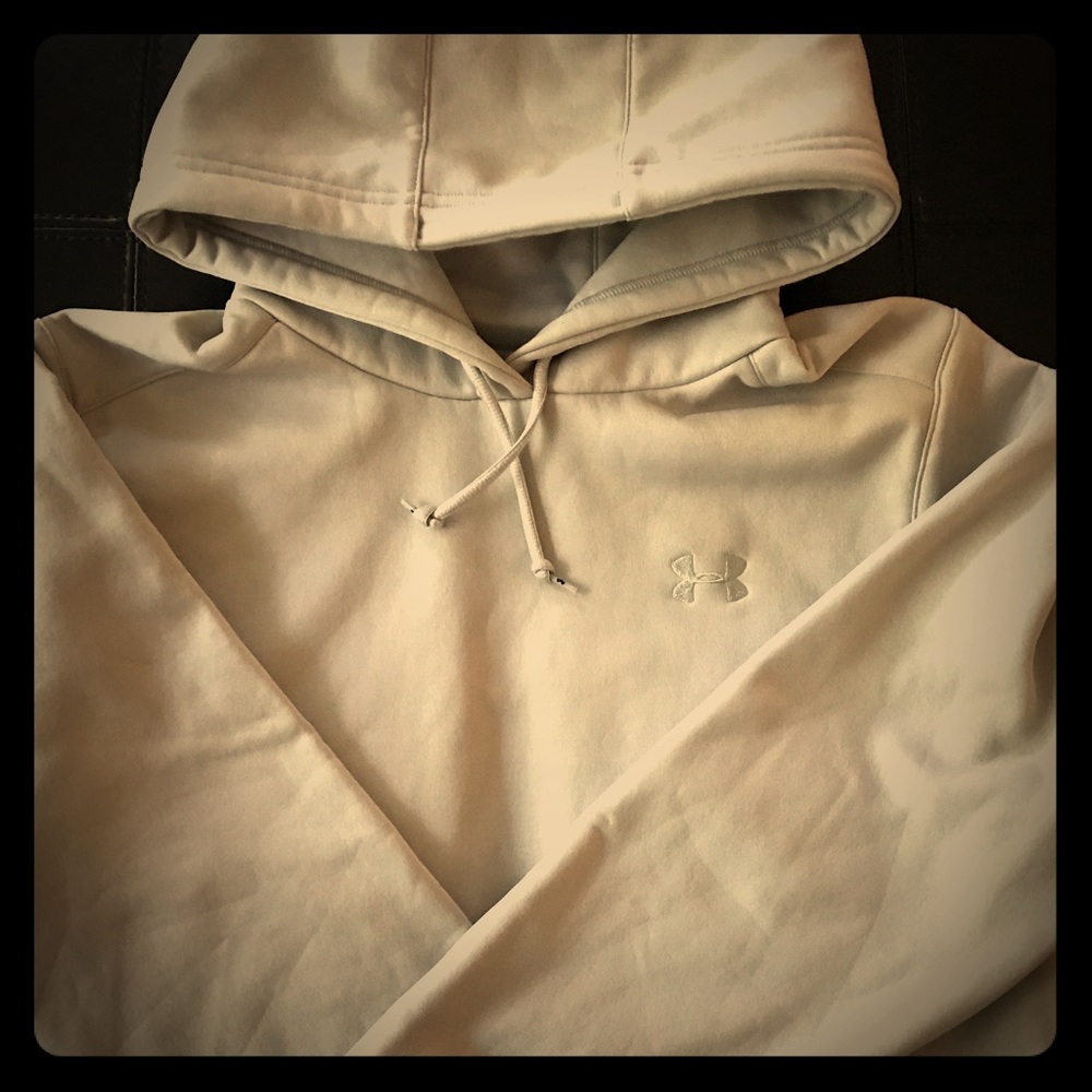 Men's Under Armour hoodie, like new! ⛹️‍♀️🤾‍♀️