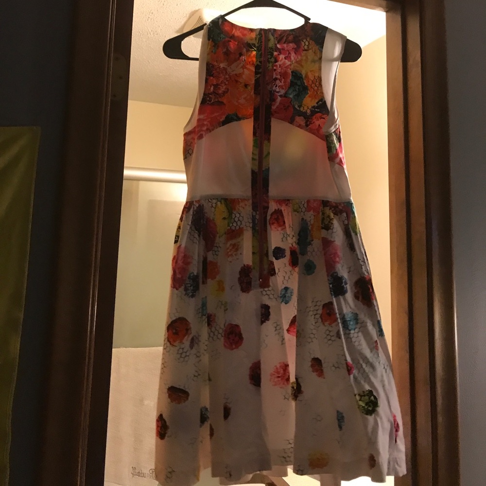 Dress - Picture 2 of 2