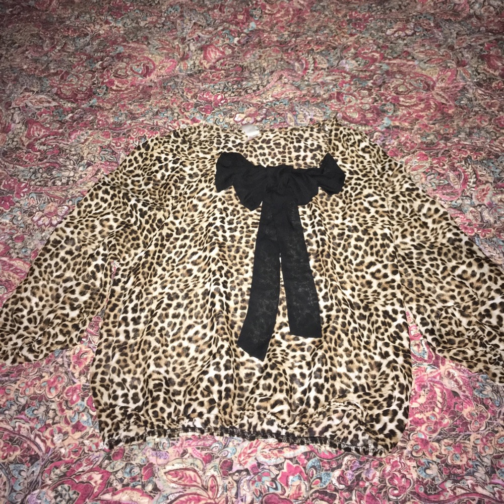 Leopard long sleeve shirt