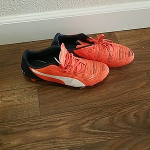 Uses boy soccer shoes