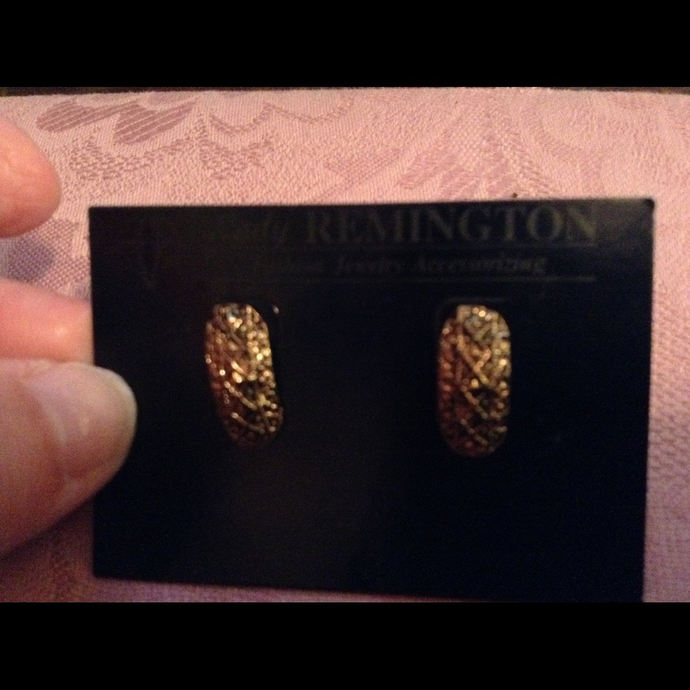Lady Remington vintage earrings
