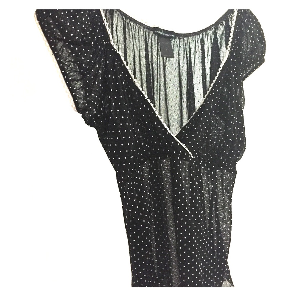Moda international polka dot shirt
