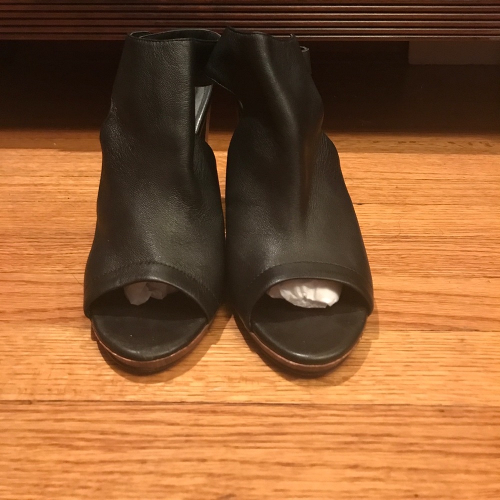 Steve by Steve Madden open toe heels